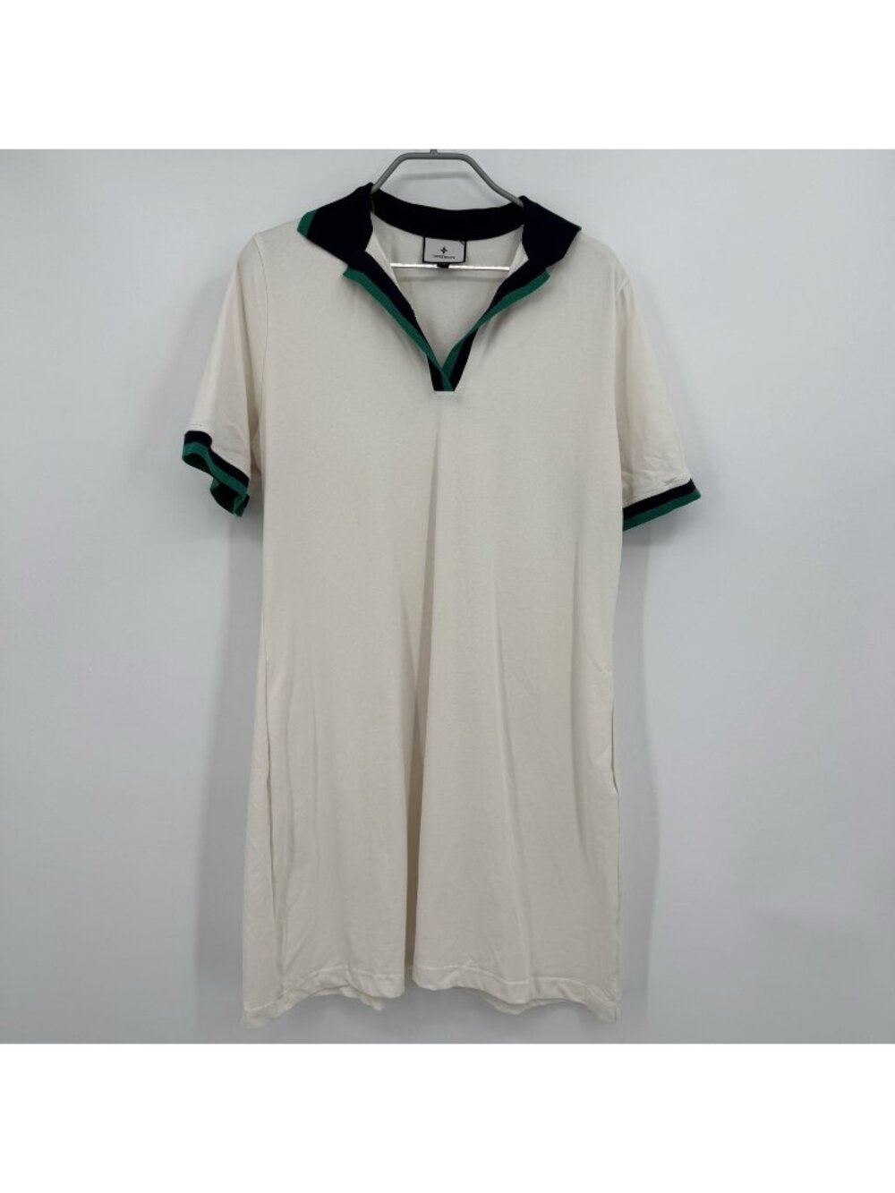 Tuckernuck White Hutton Dress size XL Medium Collared Tennis Prep Sport Collared